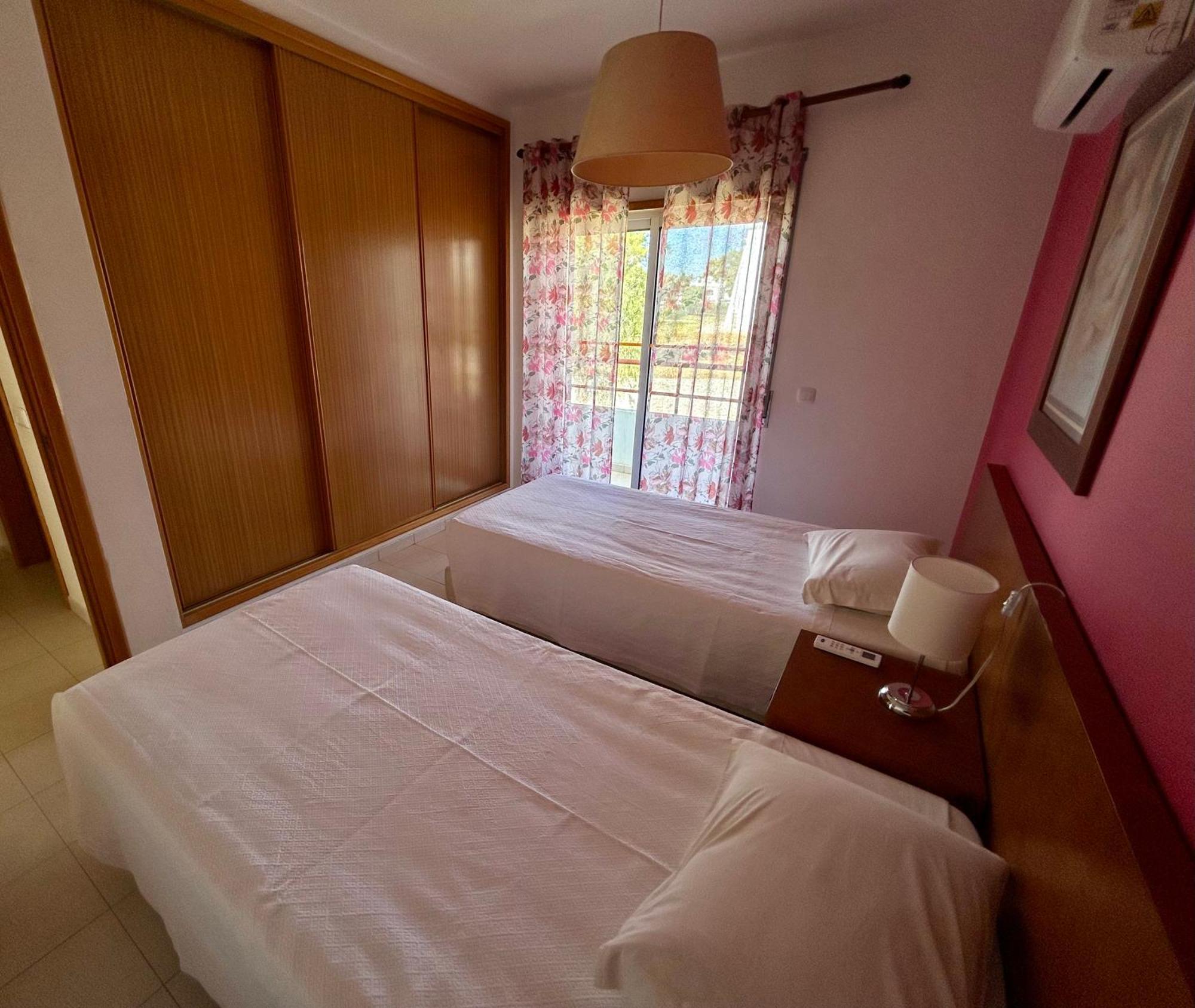 Apartamentos Santa Teresinha Alvor Luaran gambar