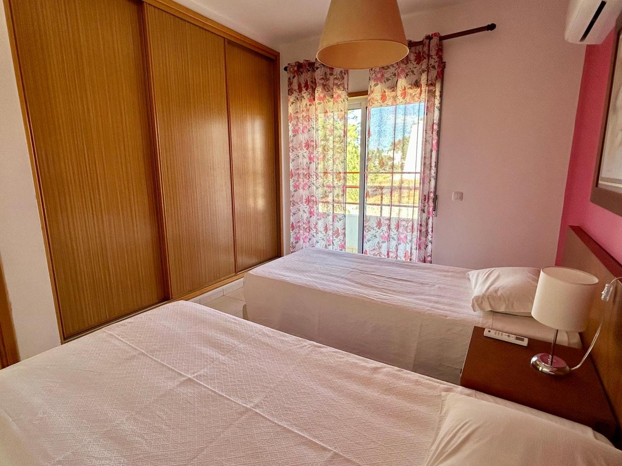 Apartamentos Santa Teresinha Alvor Luaran gambar
