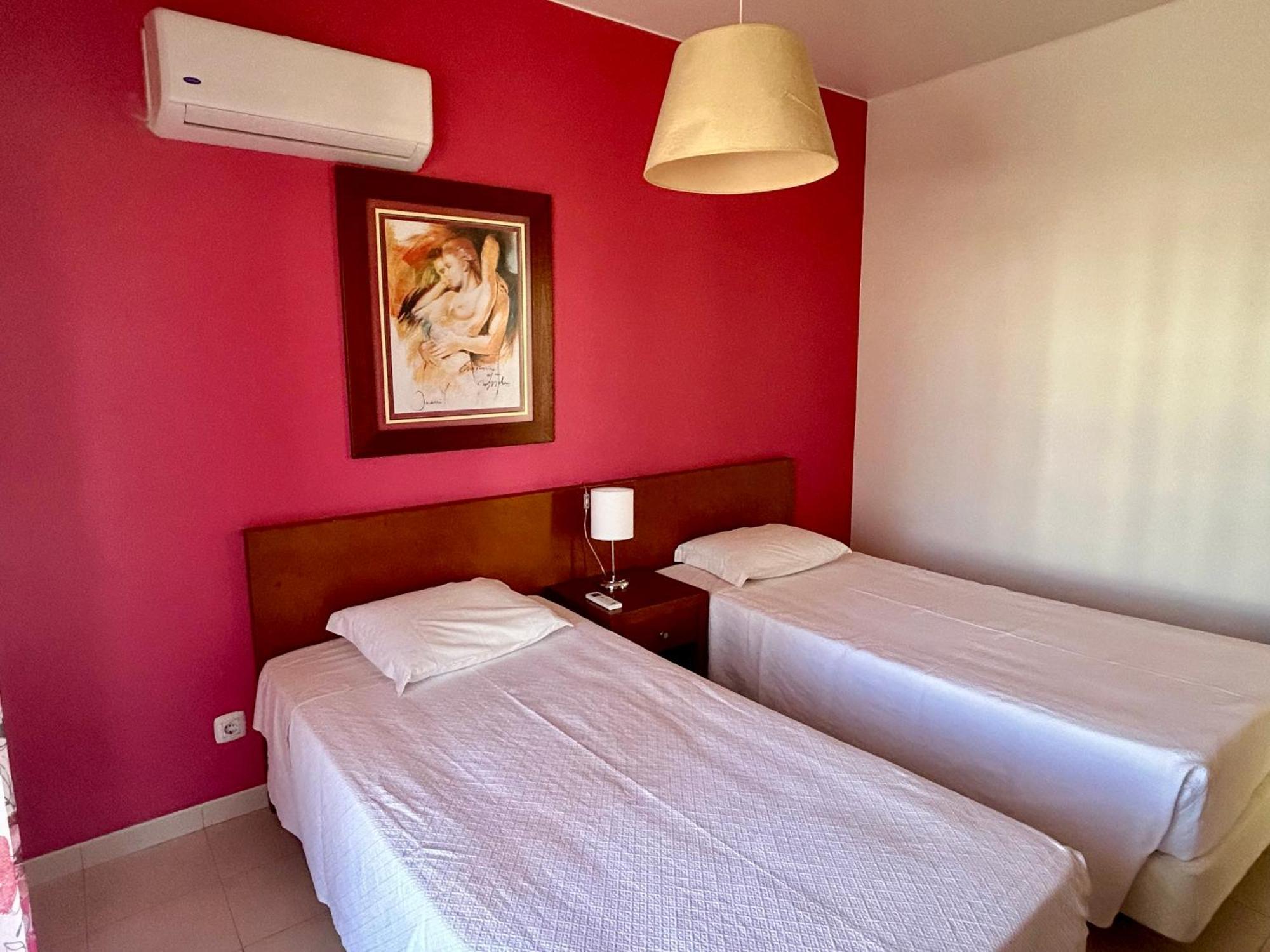 Apartamentos Santa Teresinha Alvor Luaran gambar