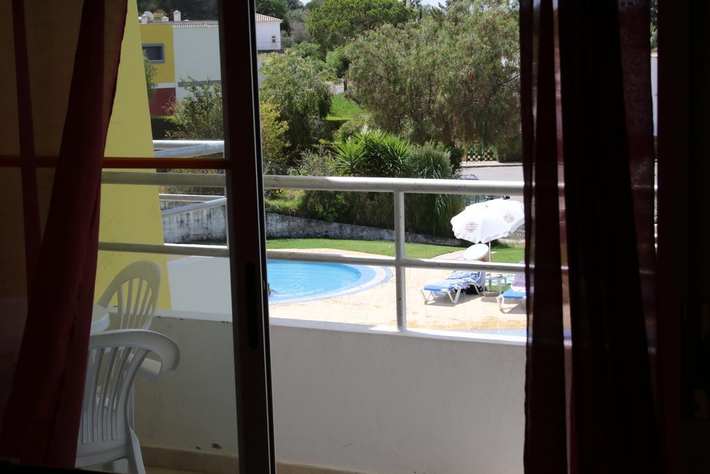 Apartamentos Santa Teresinha Alvor Luaran gambar