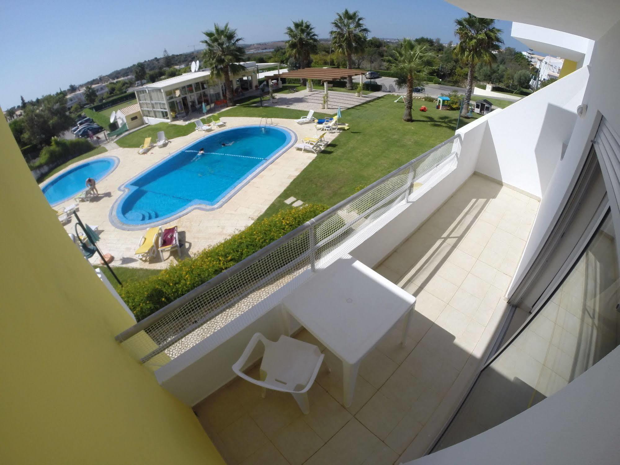 Apartamentos Santa Teresinha Alvor Luaran gambar