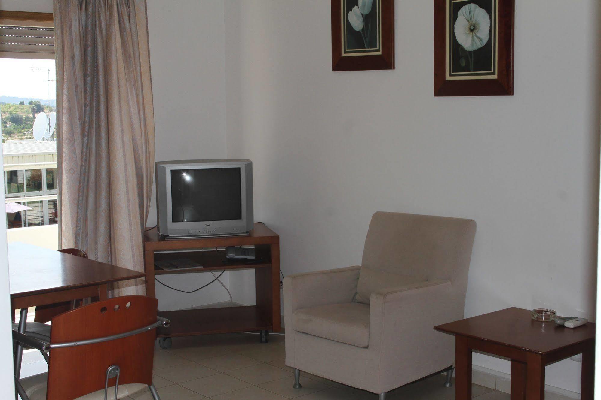 Apartamentos Santa Teresinha Alvor Luaran gambar